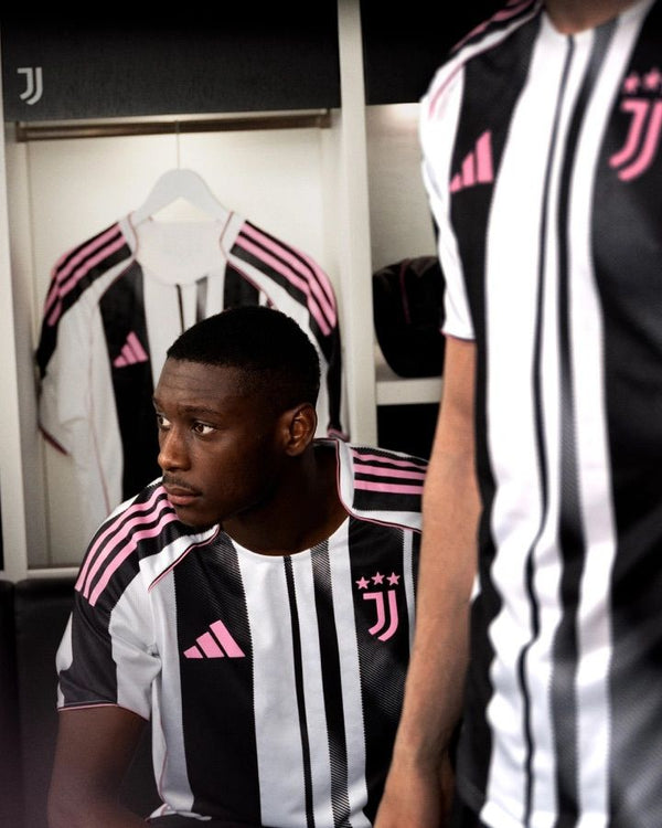 Juventus 25/26 Kit