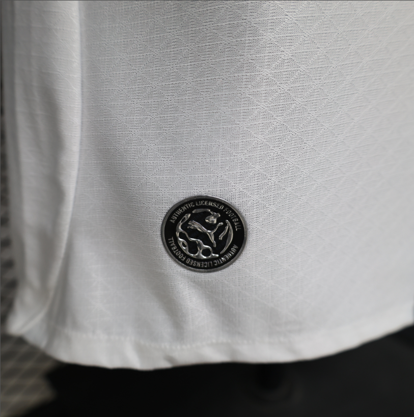 Manchester City 26-27 Away Kit