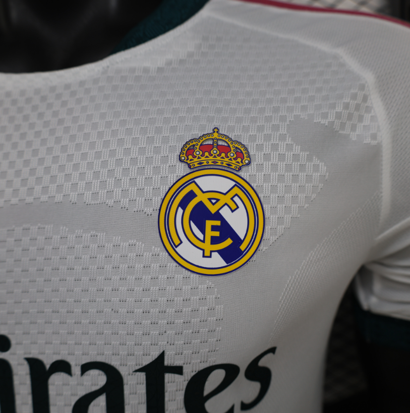 Real Madrid 26-27 Home Kit