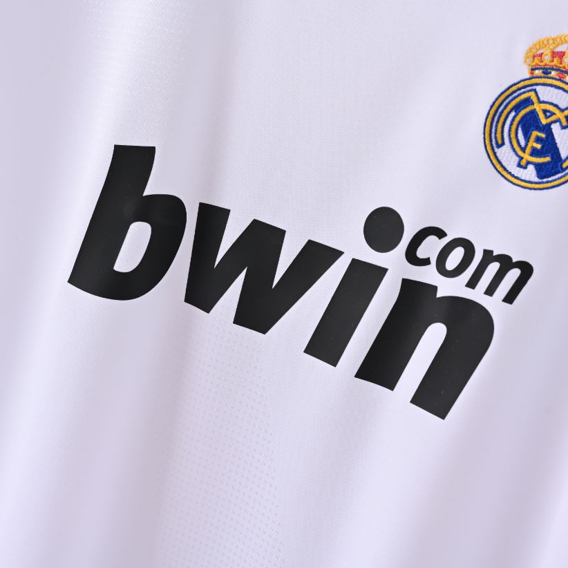08-09 Real Madrid Home Retro Kit