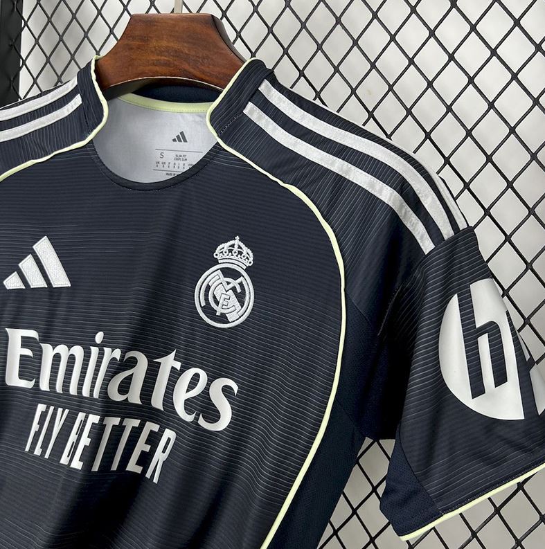 Real Madrid 25-26 Away Kit