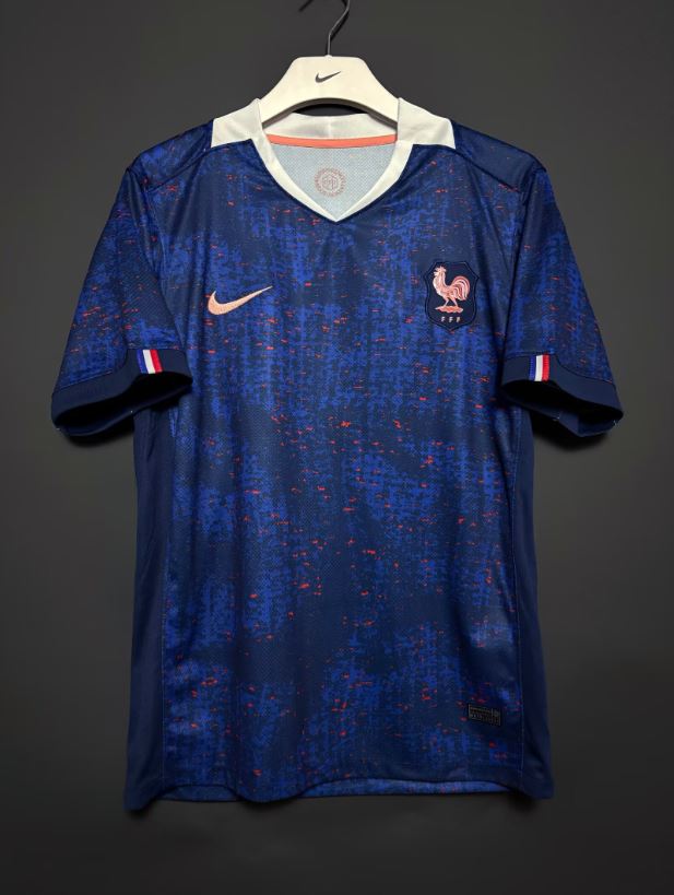 France 25-26 Home Kit
