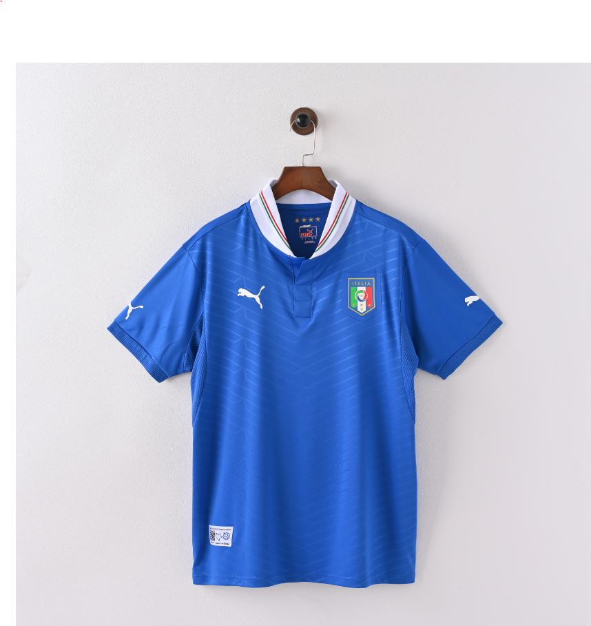 Italy 2012 Kits