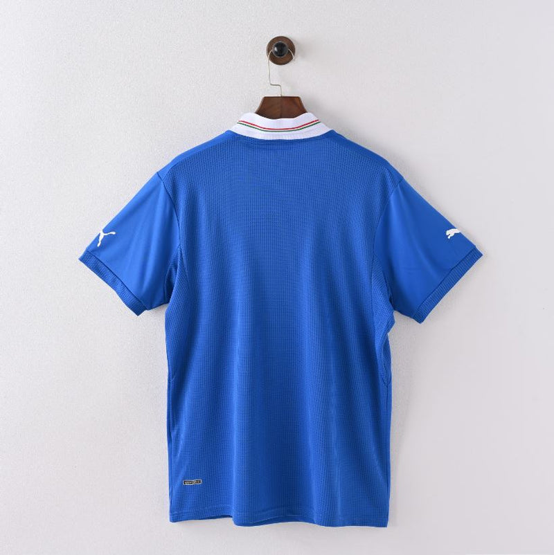 Italy 2012 Kits