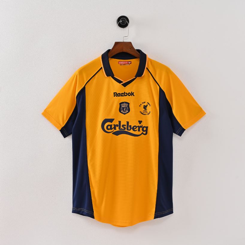 Liverpool Retro 00-01 Away Kits