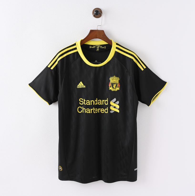 Liverpool Retro 10-11 Away Kits