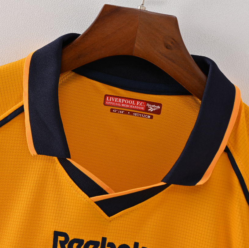 00-01 Liverpool Away Retro Kit