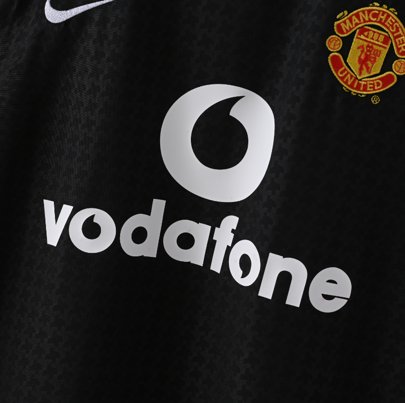 03-04 Manchester United Away Retro Kit