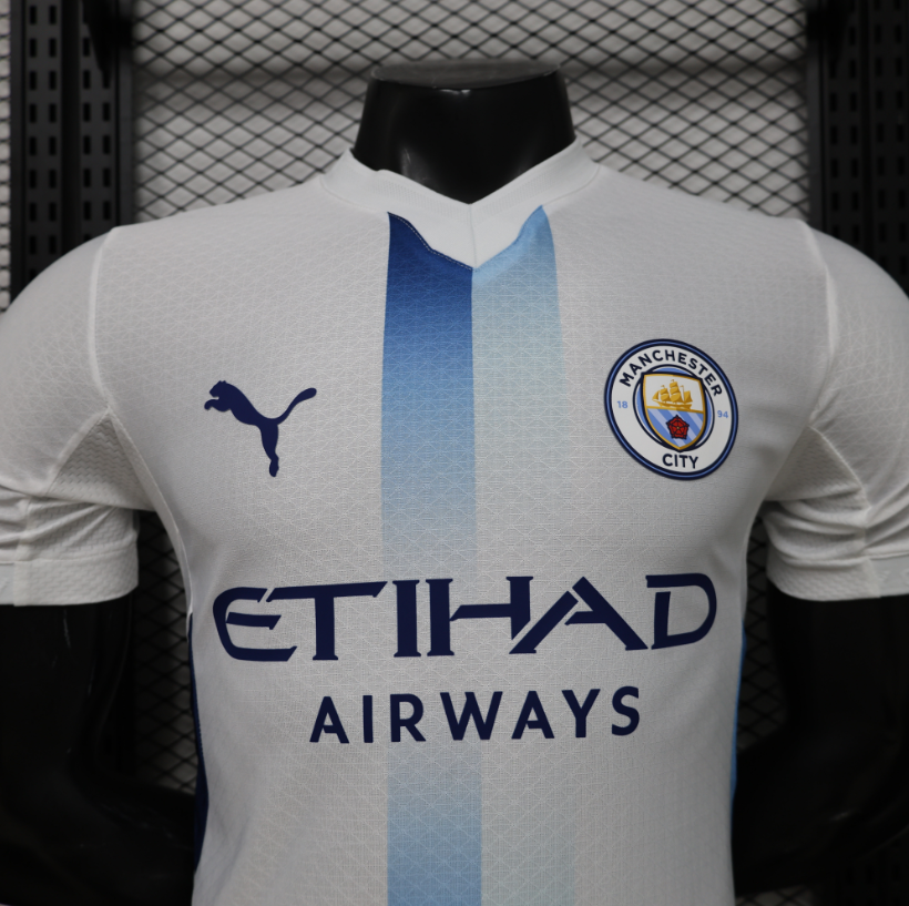 Manchester City 26-27 Away Kit