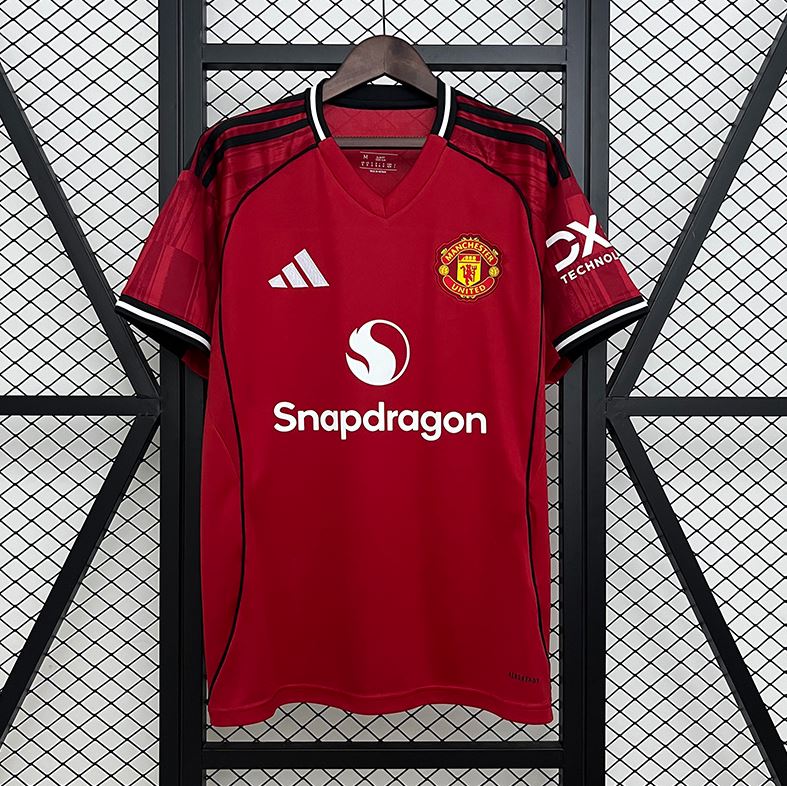 Manchester United 25-26 Kits