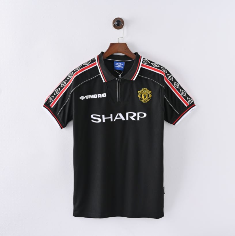 Manchester United Retro 98-99 Away Kits