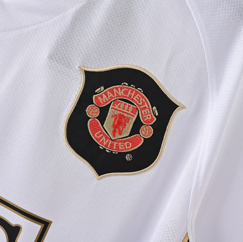 Manchester United Retro 06-07 Away Kits