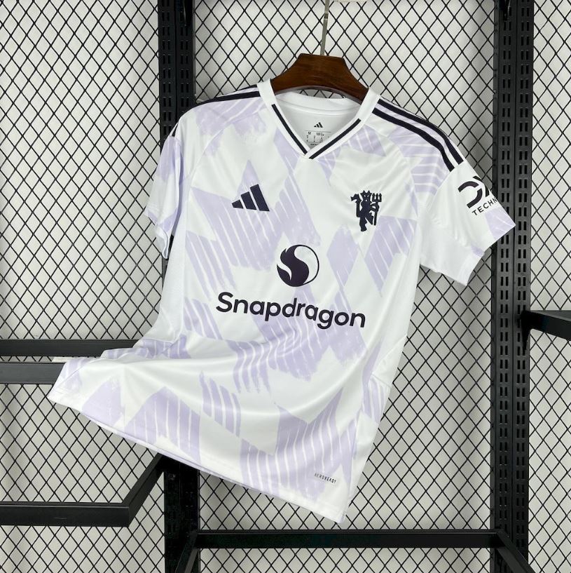Manchester United 25-26 Kits