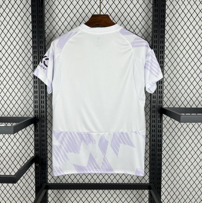 Manchester United 25-26 Kits
