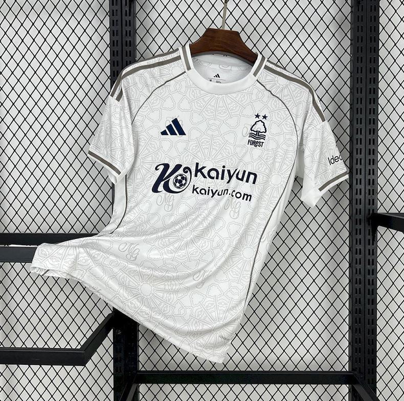 Nottingham Forest 25-26 Kits