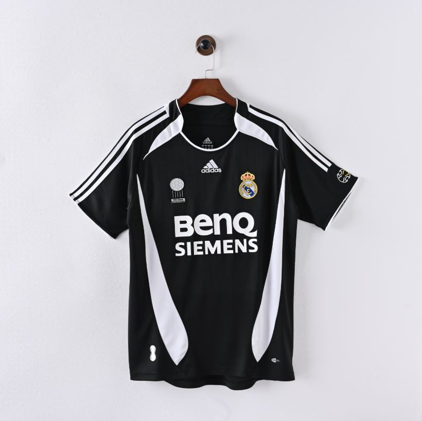 Real Madrid Retro 06-07 Away Kits