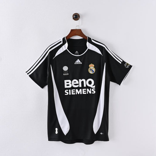 Real Madrid Retro 06-07 Away Kits