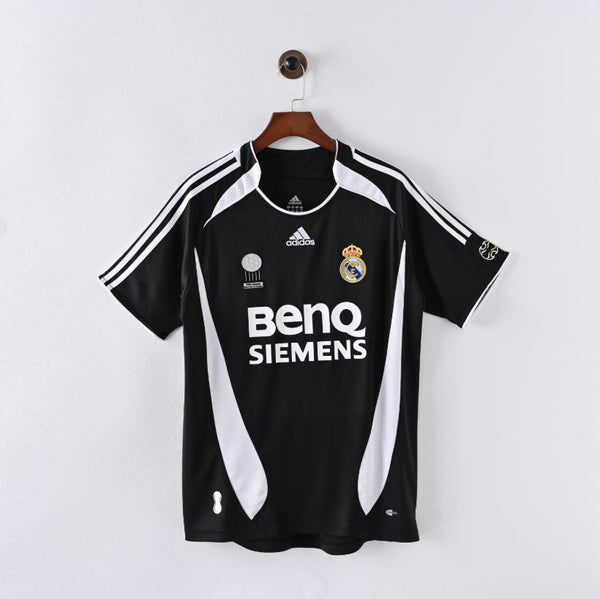 Real Madrid Retro 06-07 Away Kits