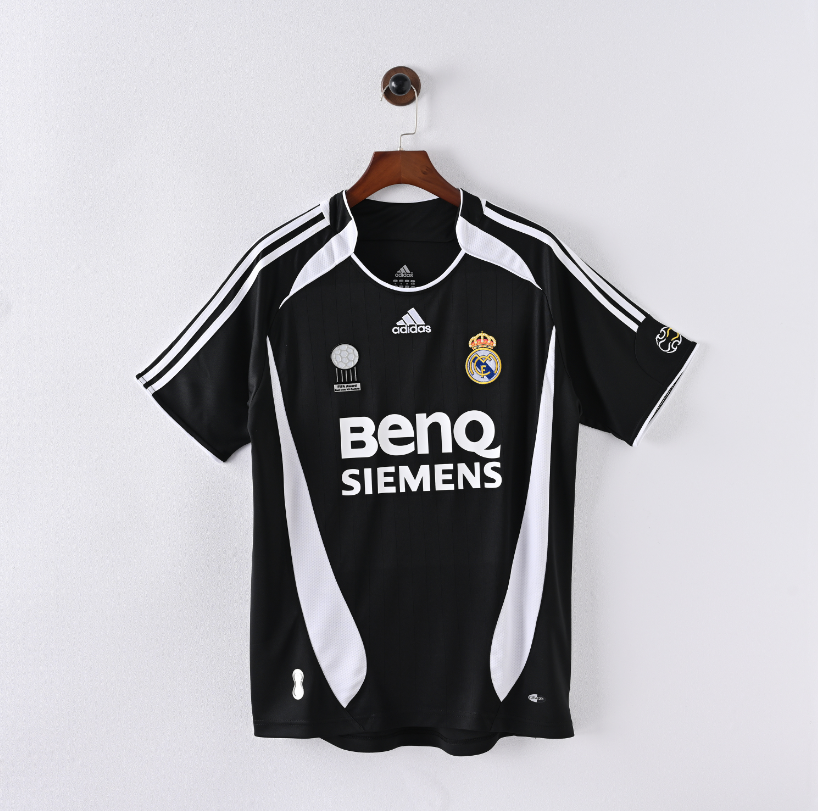 06-07 Real Madrid Home Retro Kit